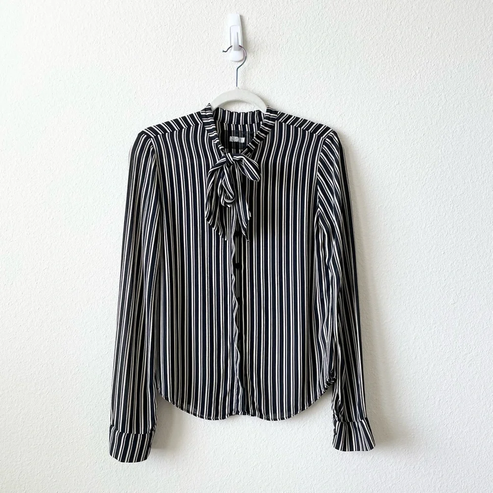Reformation Striped Neck Tie Long Sleeve Blouse in Black & White Size Small